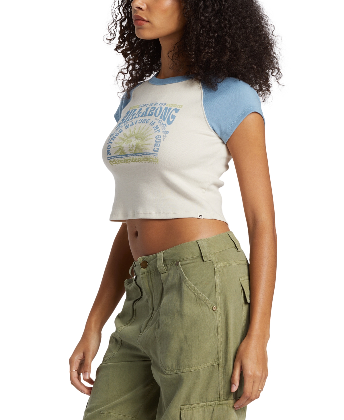 Billabong Juniors' Blissed Raglan Cropped T-Shirt