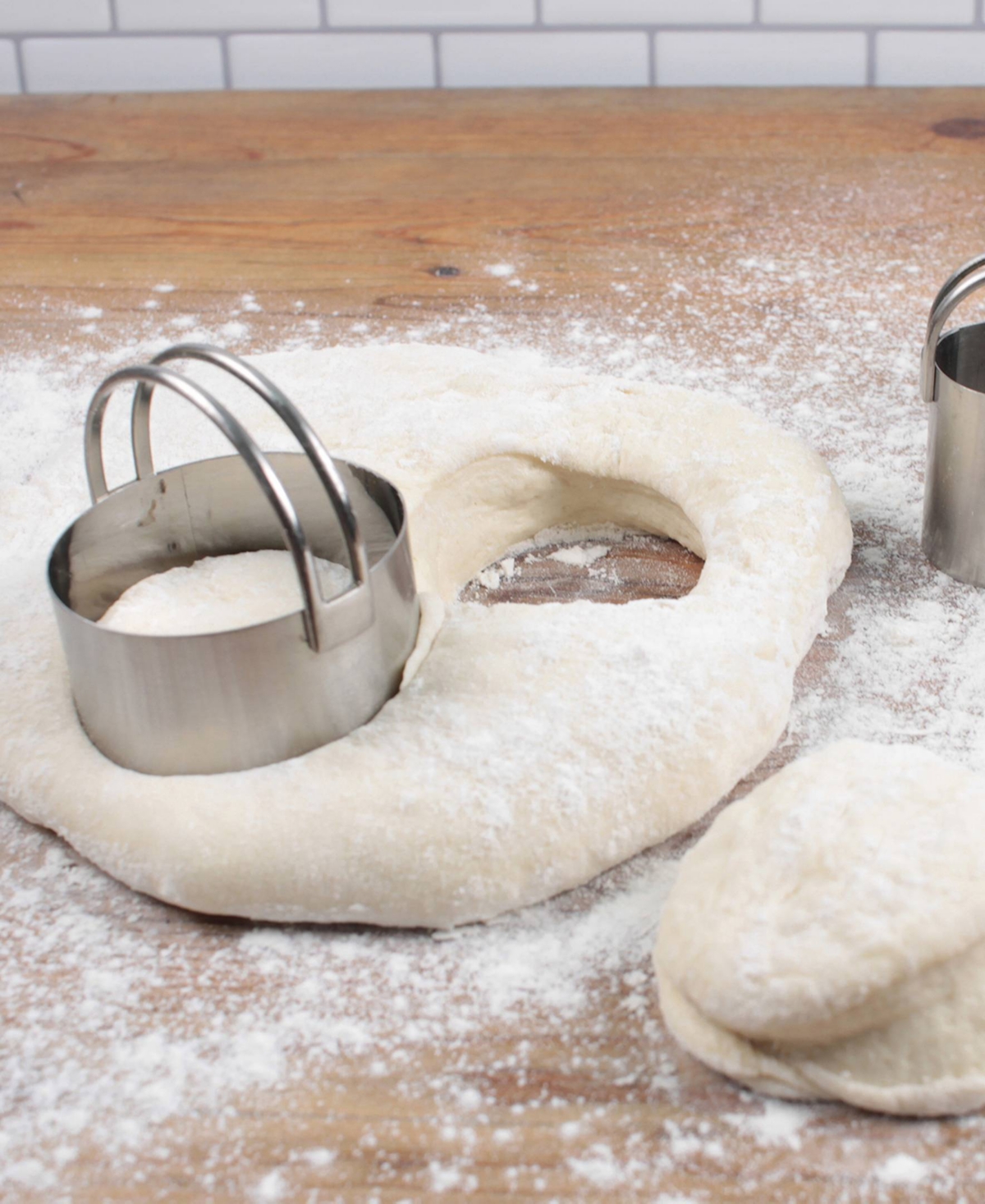 Rsvp International Endurance Stainless Steel 4 Piece Round Rippled Biscuit Cutter Set In Gray