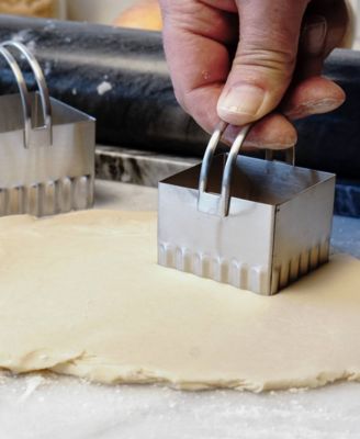 Endurance 4 Piece Square Rippled Biscuit Cutters