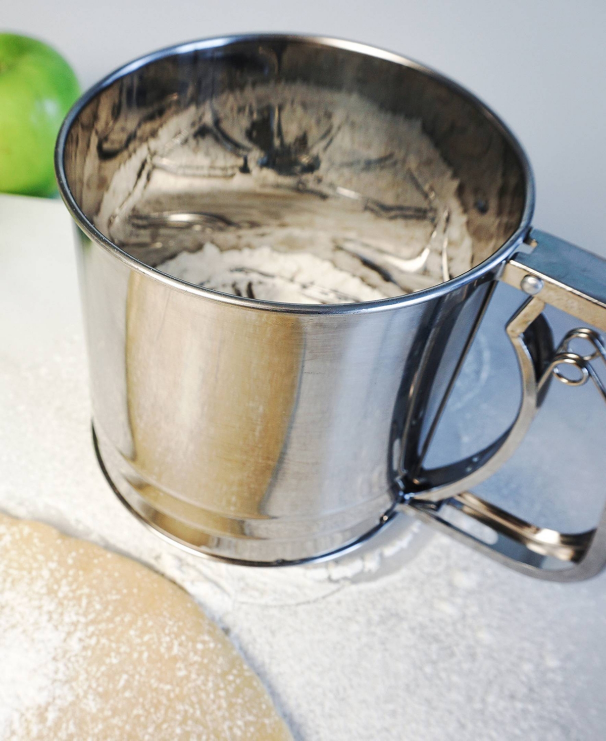 Rsvp International Endurance 5 Cup Triple Mesh Flour Sifter In Gray