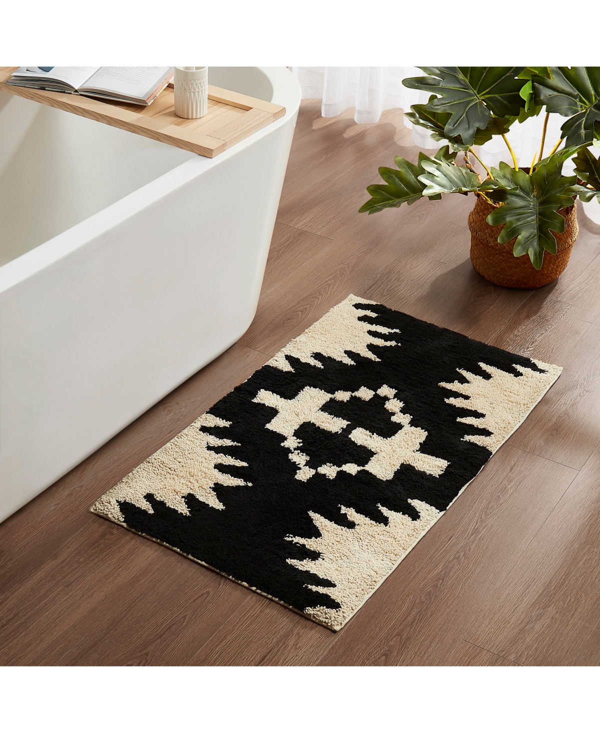 Pendleton Spider Rock Cotton Bath Rug, 24" X 42" In Black  White
