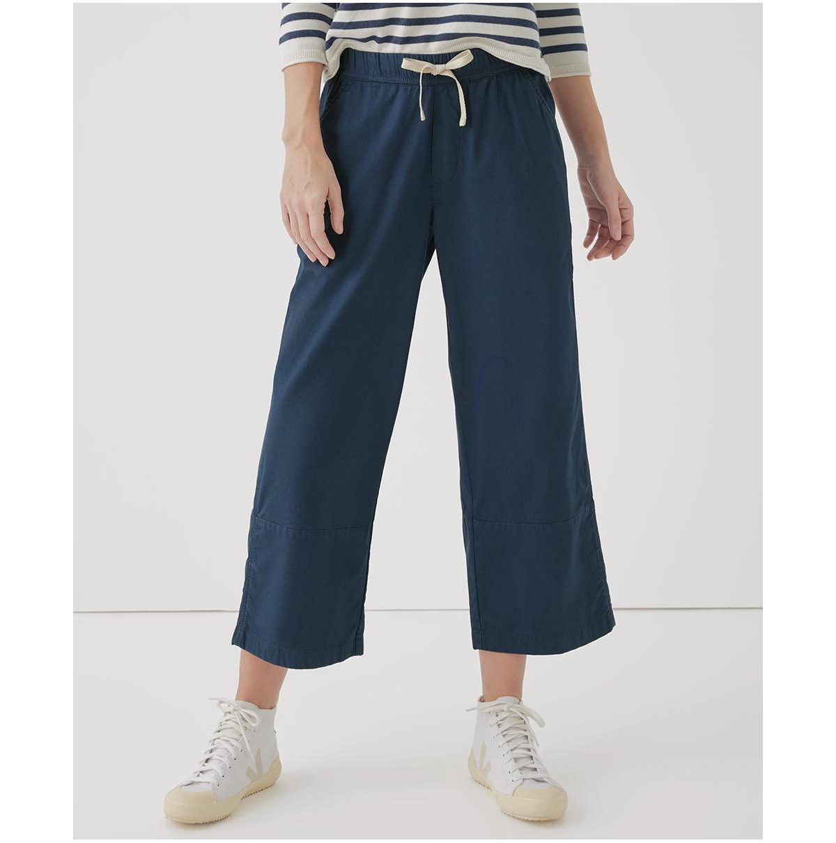 Pact Plus Size Cotton Classic Woven Twill Drawstring Crop Pant