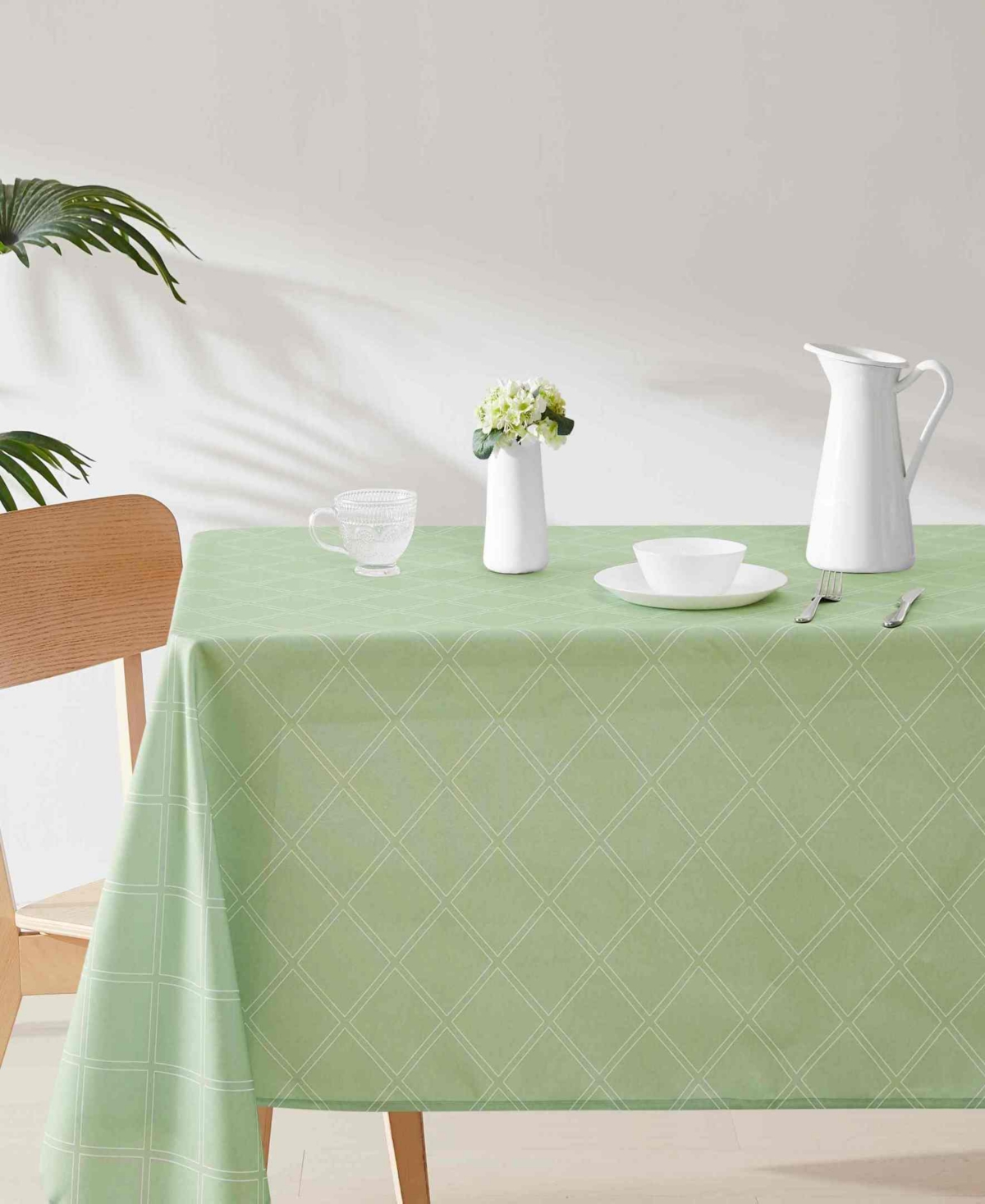 Avanti Harbor Trellis Water-resistant Indoor And Outdoor Tablecloth, 60" X 102" Rectangle In Seafoam