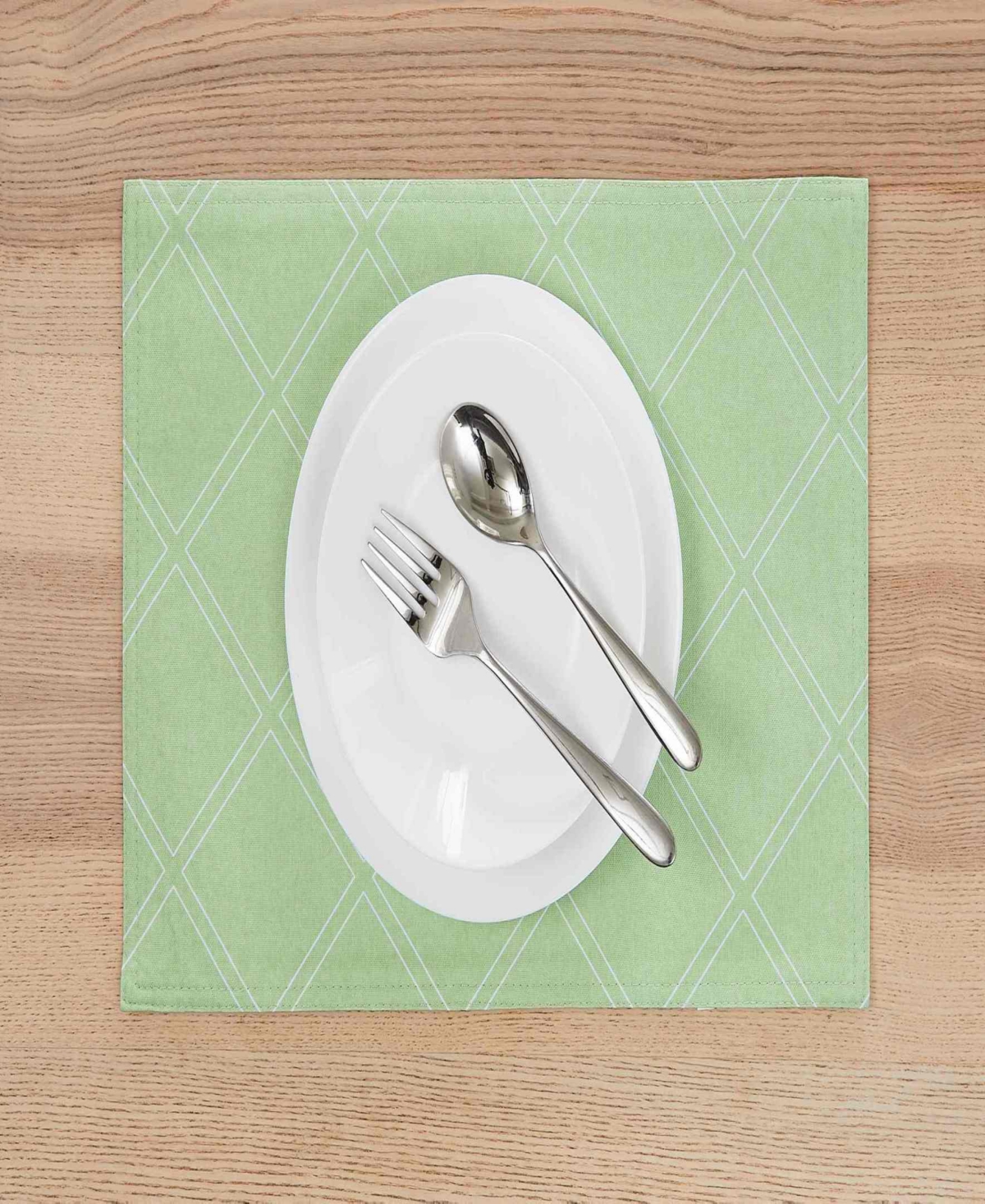 Avanti Harbor Trellis Water-resistant Indoor And Outdoor Placemats, Set Of 4, 13" X 19" In Seafoam