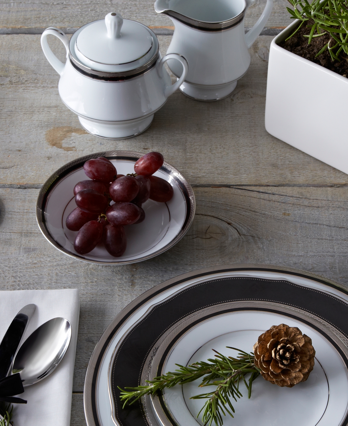 Noritake Austin Platinum Sugar Creamer Set In White