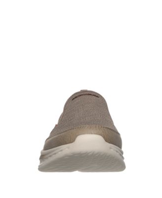 Men's Relaxed Fit: Slade - Lucan Laceless Slip-On Casual Sneakers