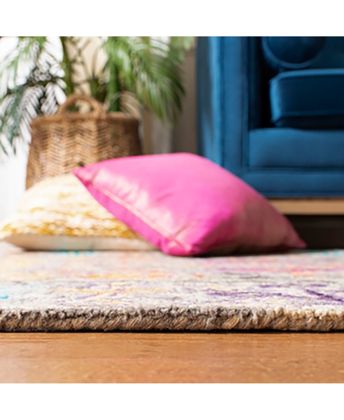 Safavieh Blossom I BLM453 2'3x6' Area Rug -Multi