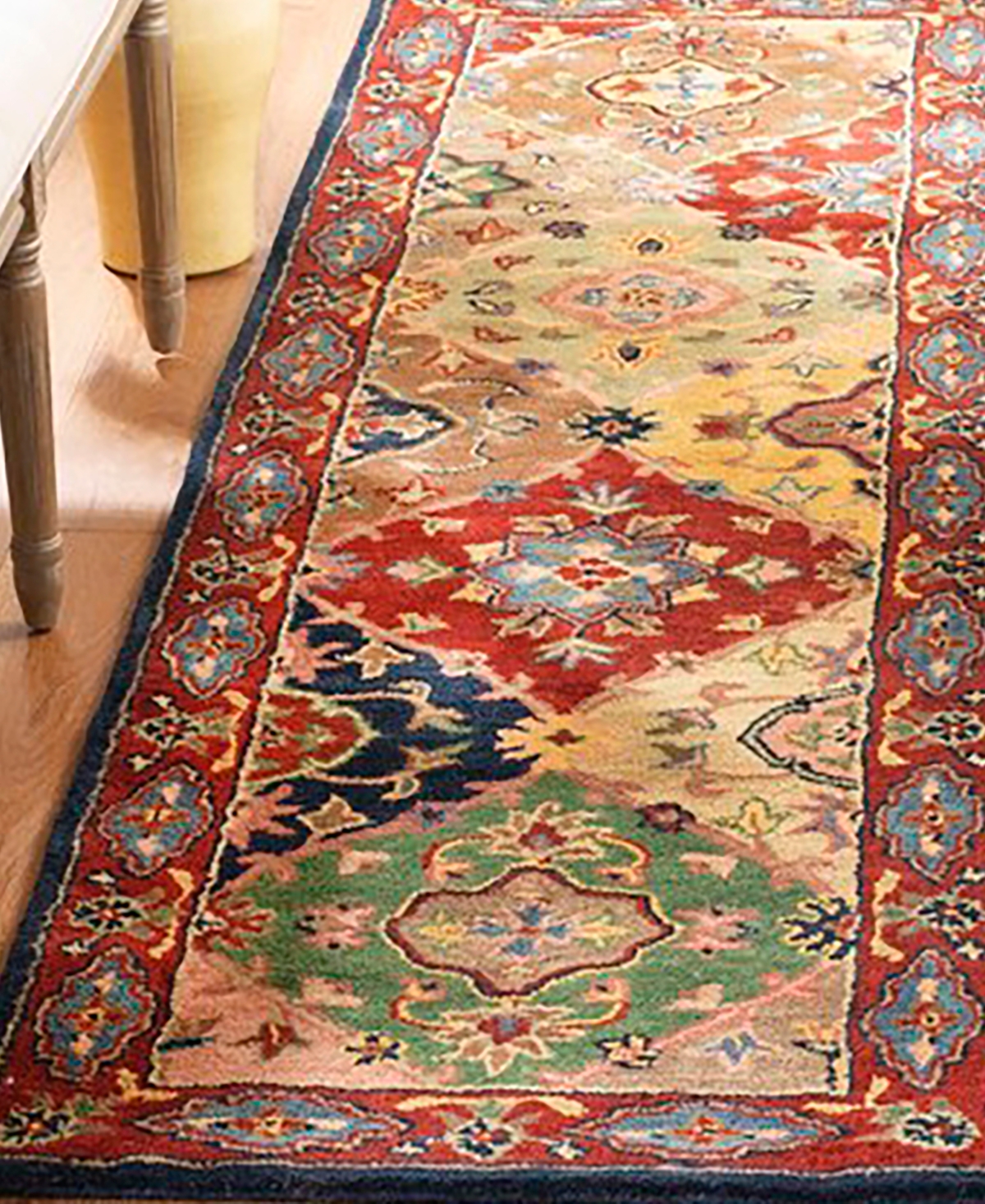 Safavieh Heritage I HG926 2'3x6' Area Rug - Multi