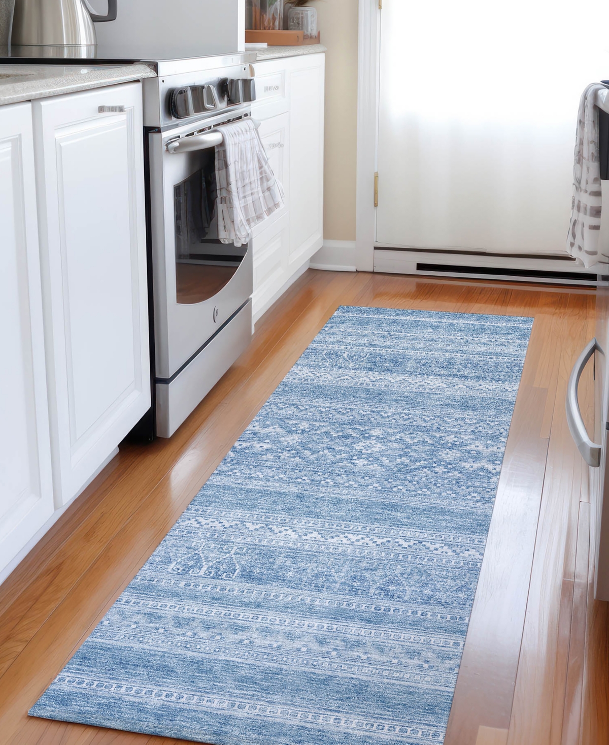 Addison Chantille Acn714 2'3"x7'6" Runner Area Rug In Mist