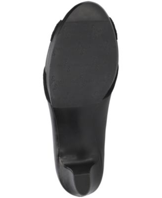 Women's Lavish Platform Pumps