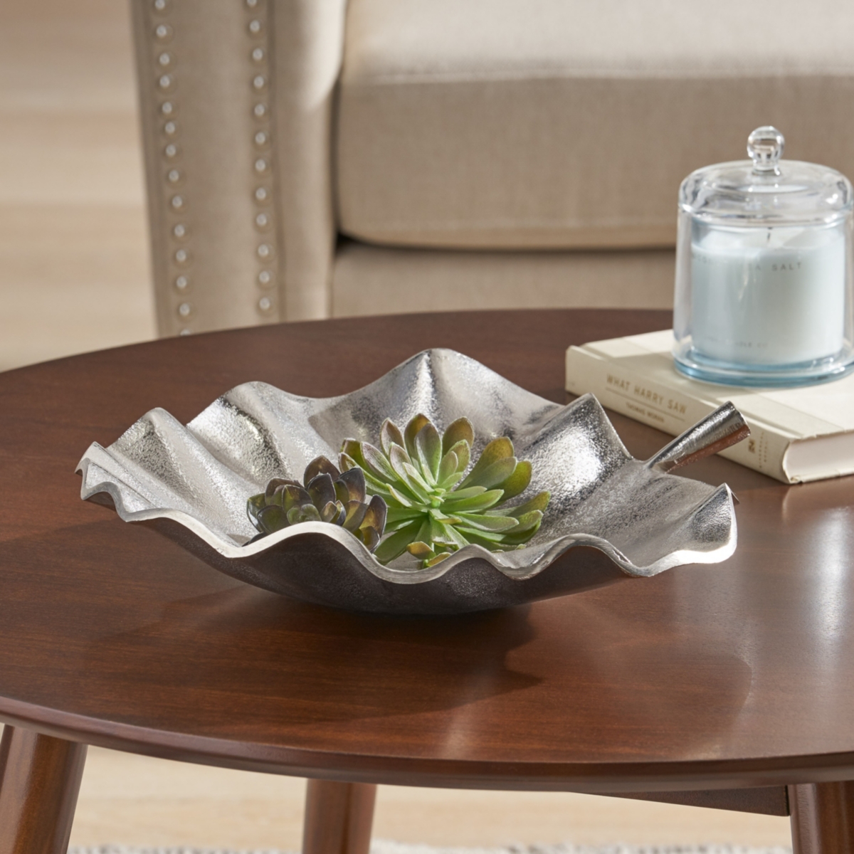 Streamdale Furniture Plate Decor