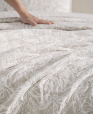 Ocean Deep Reversible 3 Piece Quilt Set, Full/Queen