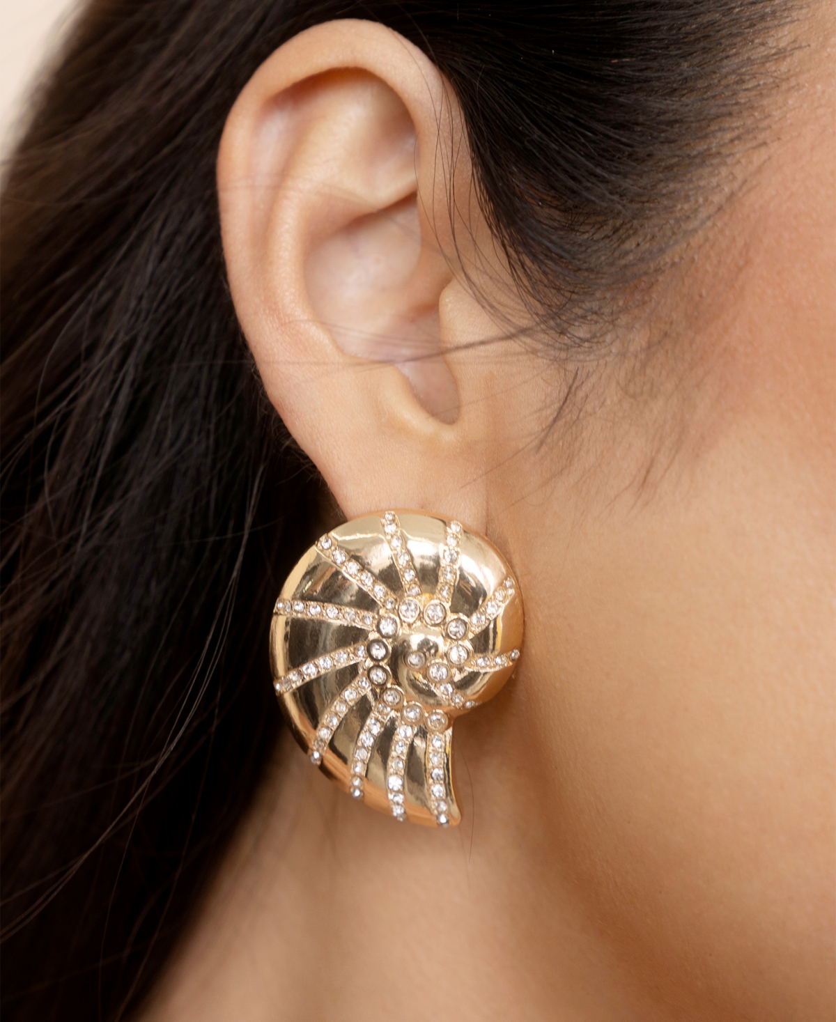Ettika Studded Shell Statement Stud Earrings In Gold