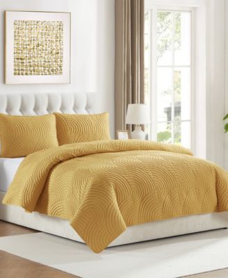 Sands 3-Piece Curved Quilt Set, King