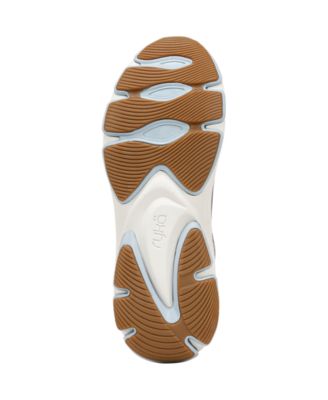 Women's Devotion X Max Classic Walking Sneakers