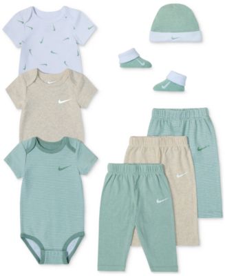 Nike Baby Bundle - authentic Bodysuit Bib Hat and Booties