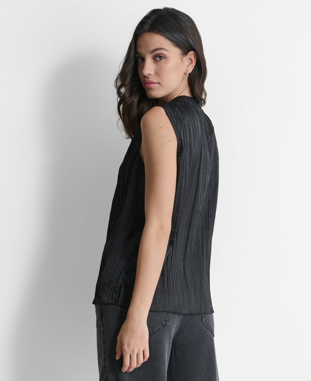 Dkny Women's Sleeveless Button-Front Pleated Top