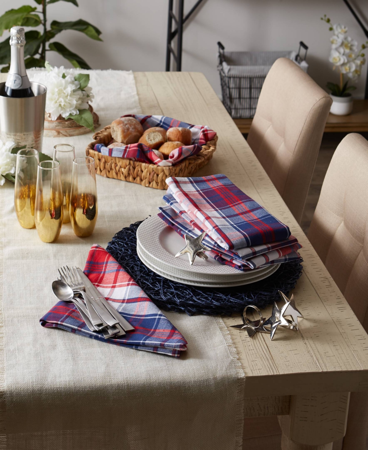 Design Imports Americana Plaid Napkin Set of 6 - White Blue Check