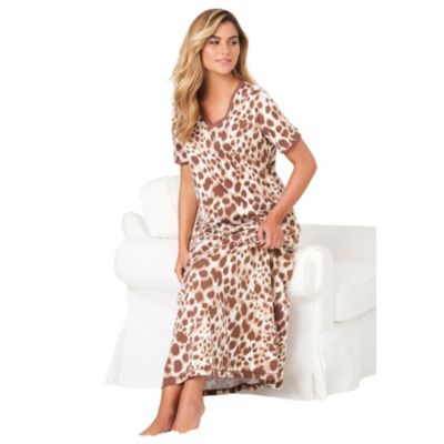 Plus Size Dreams and Co. V-Neck Short Sleeve Maxi Lounger