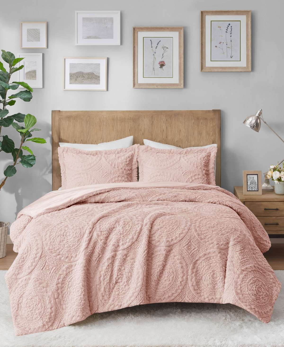 Madison Park Arya Embroidered Medallion Faux Fur 3-Pc. Comforter Set, King/California King