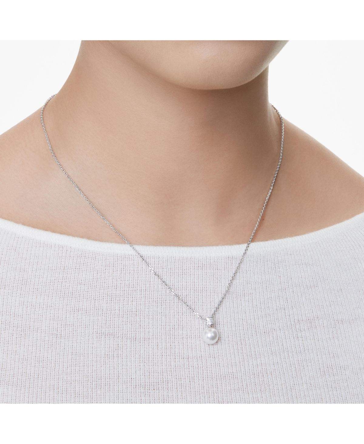 Swarovski Matrix Pendant, Crystal Pearl, Round Cut, White, Rhodium Plated Necklace In Silver
