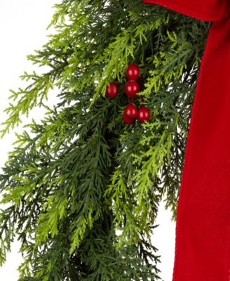 National Tree Company Christmas Classic Wreath, 24 Inches