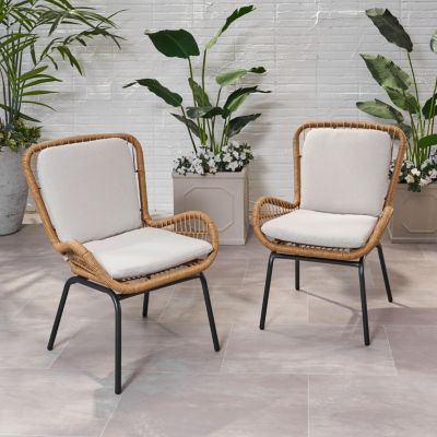 Pabrico Modern Wicker Club Chair With Water-Resistant Cushions