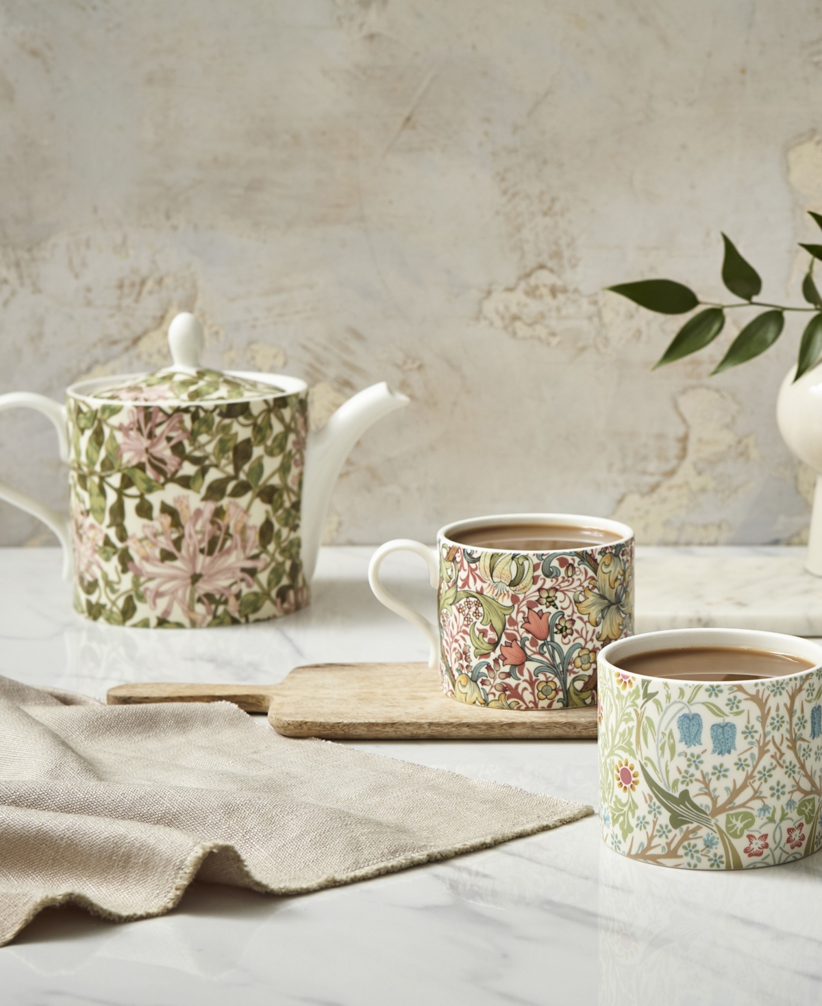 Spode Morris & Co. Teapot & Mug Set