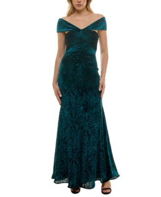 Taylor - Women's Off-The-Shoulder Textured Velvet Gown