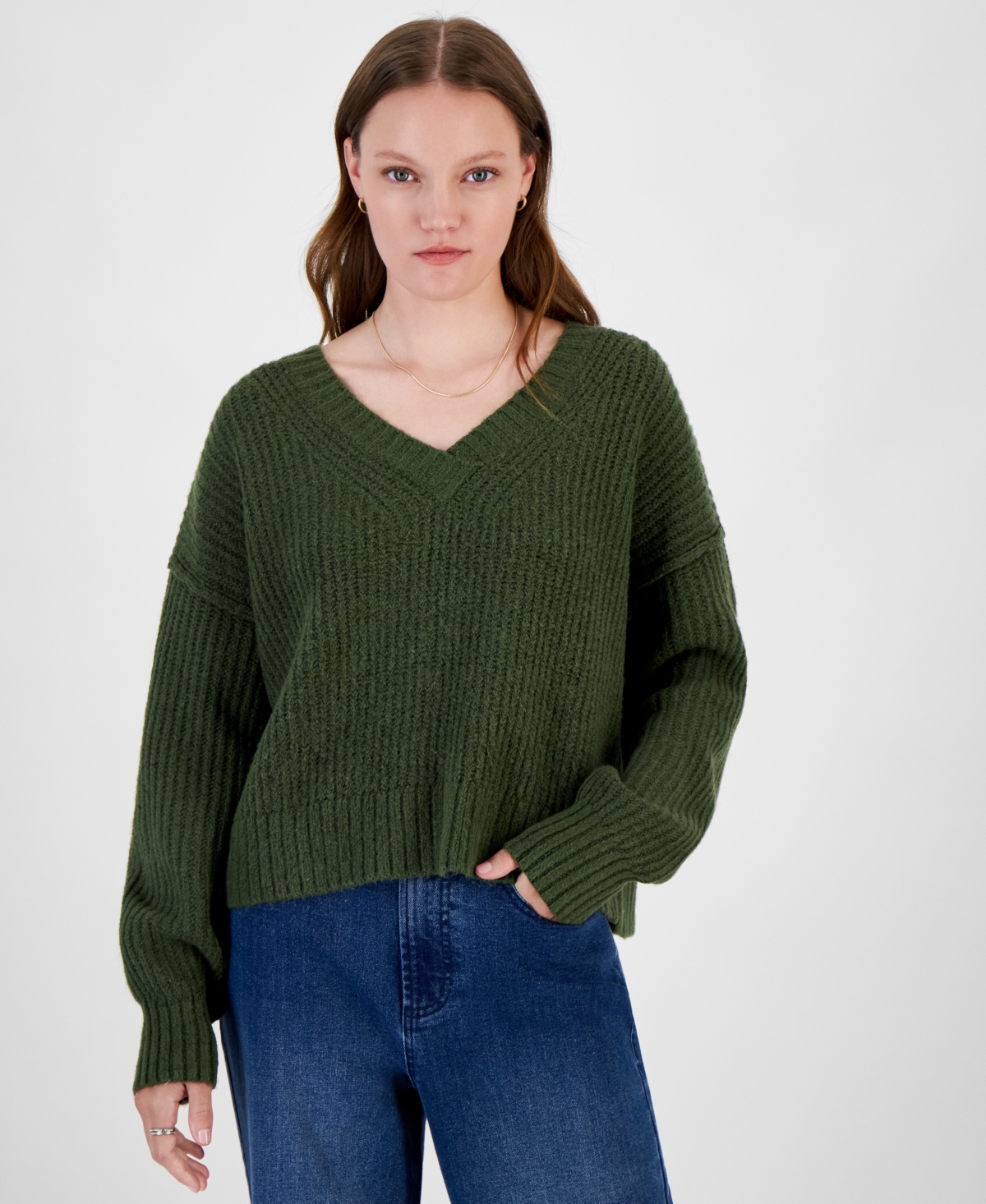 Juniors' V-Neck Oversized Sweater - Valerian