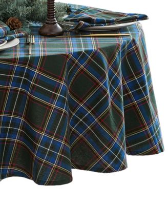 Stowe Tartan Holiday Plaid Oval Tablecloth, 84"x 60"