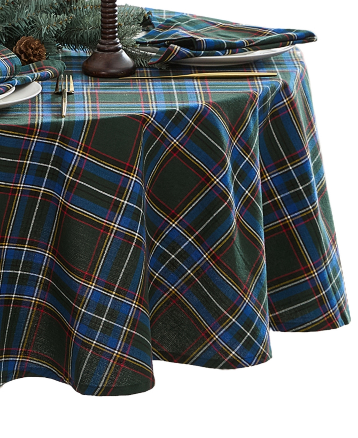 Elrene Stowe Tartan Holiday Plaid Oval Tablecloth, 84"x 60" In Green