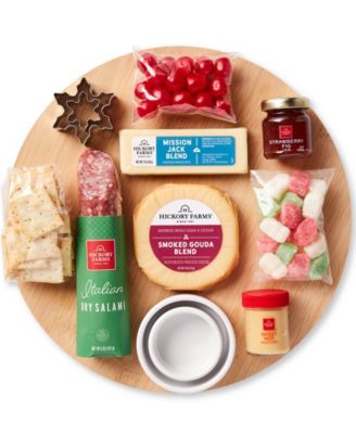Holiday Wreath Charcuterie Kit, 13 Piece