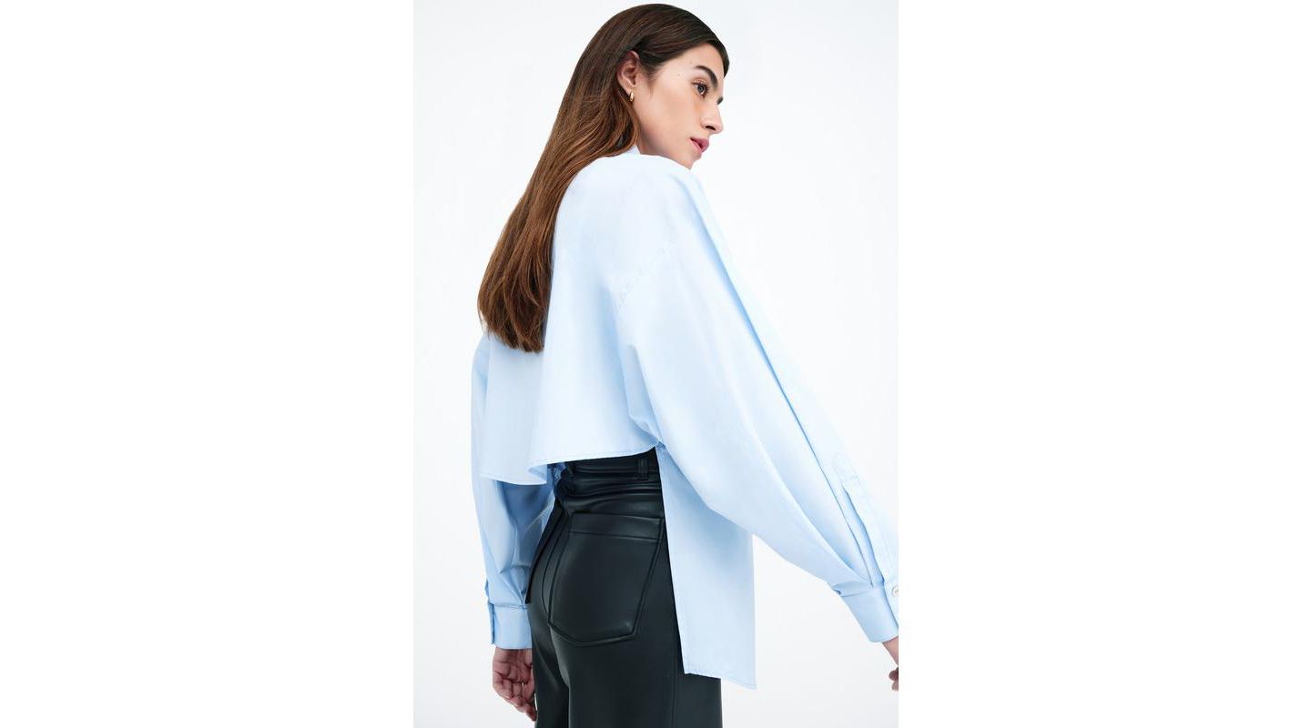 Женская рубашка Marcella Ezra Cropped-Back Cotton Poplin Button-Up with Dolman Sleeves, цвет: Светлый синий — фото 4