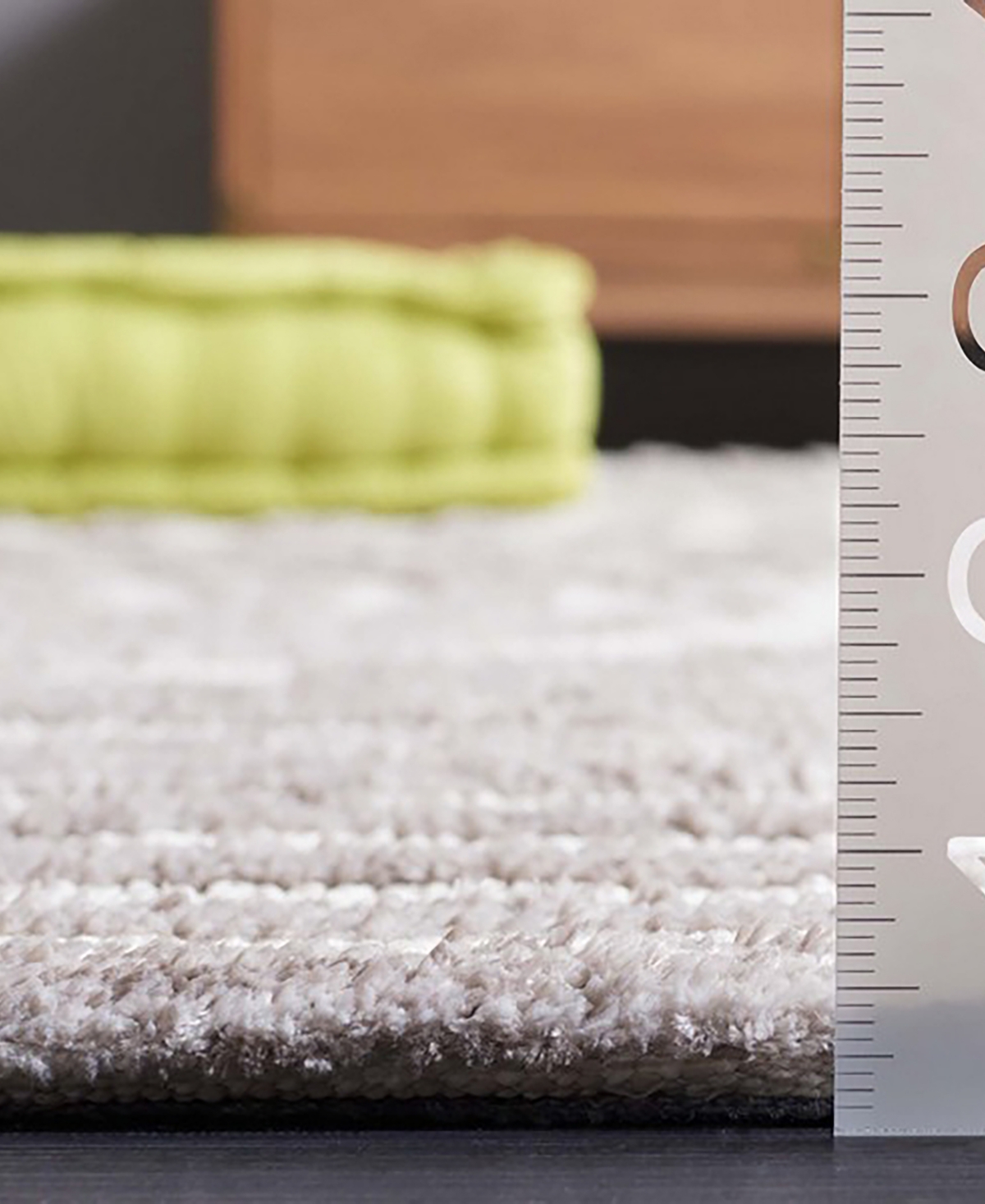 Safavieh Audrey AUD106A 5'x7' Area Rug -Gray