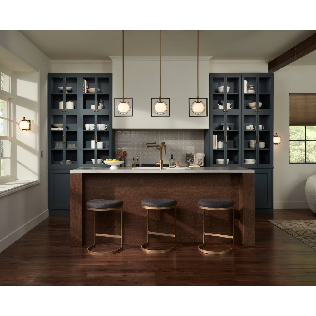 Carlyn Modern Art Deco Wall Light Sconce Warm Brass Black Hardwired 9 1/2