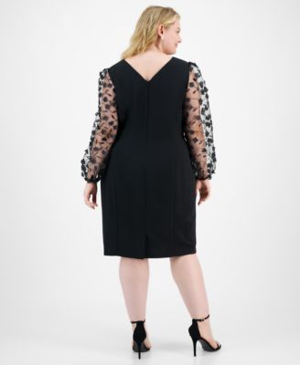 Plus Size Floral-Appliqu&eacute; Sheath Dress