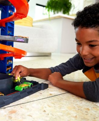 City Mega Garage Playset Cars