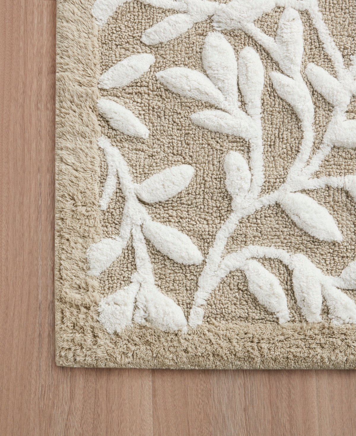 Madison Park Serene Cotton Tufted Bath Rug, 21" X 34" In Taupe
