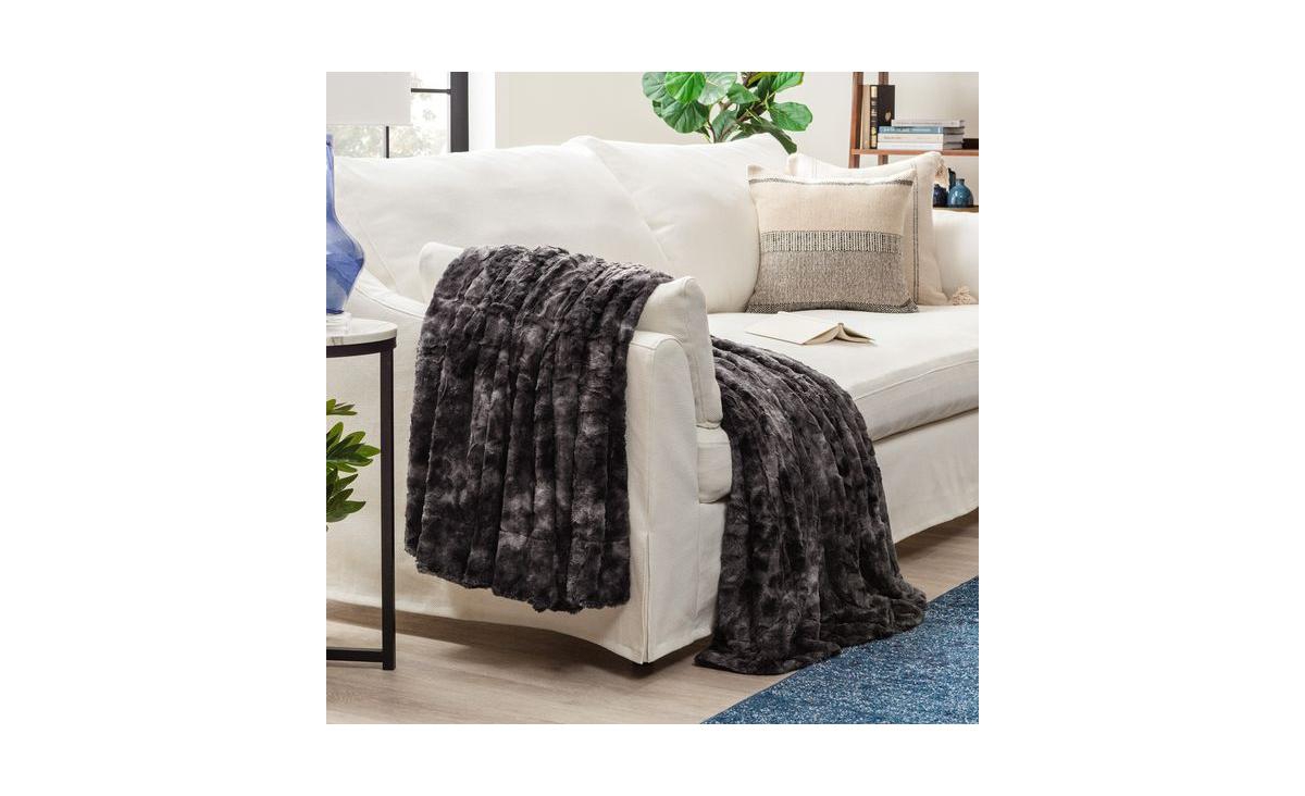 Chanasya Premium Double Sided Oversized Faux Fur Wolf Soft Throw Blanket