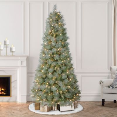 7.5-ft. Windsor Spruce Tree with 500 Clear Lights & Stand