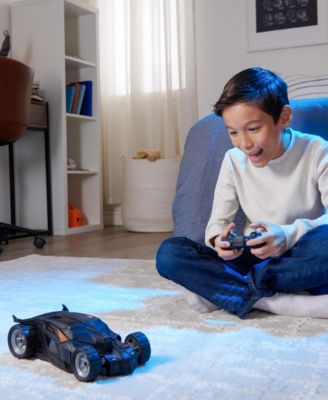 DC Comics 1:20 Scale Batmobile Remote-Control Car