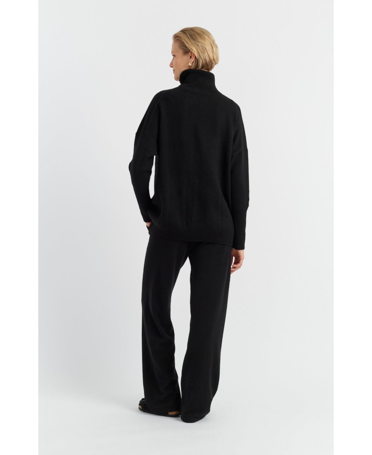 Women's Chinti and Parker Pure Cashmere Roll Neck Sweater