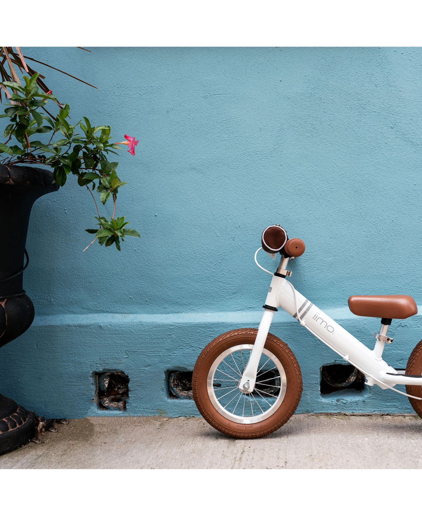 Детская игрушка IIMO 12" Alloy Balance Bike with Rear Wheel Brake, от 2 лет, цвет: Белый — фото 5