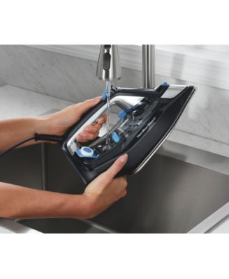 FabricIQ™ Steam Iron