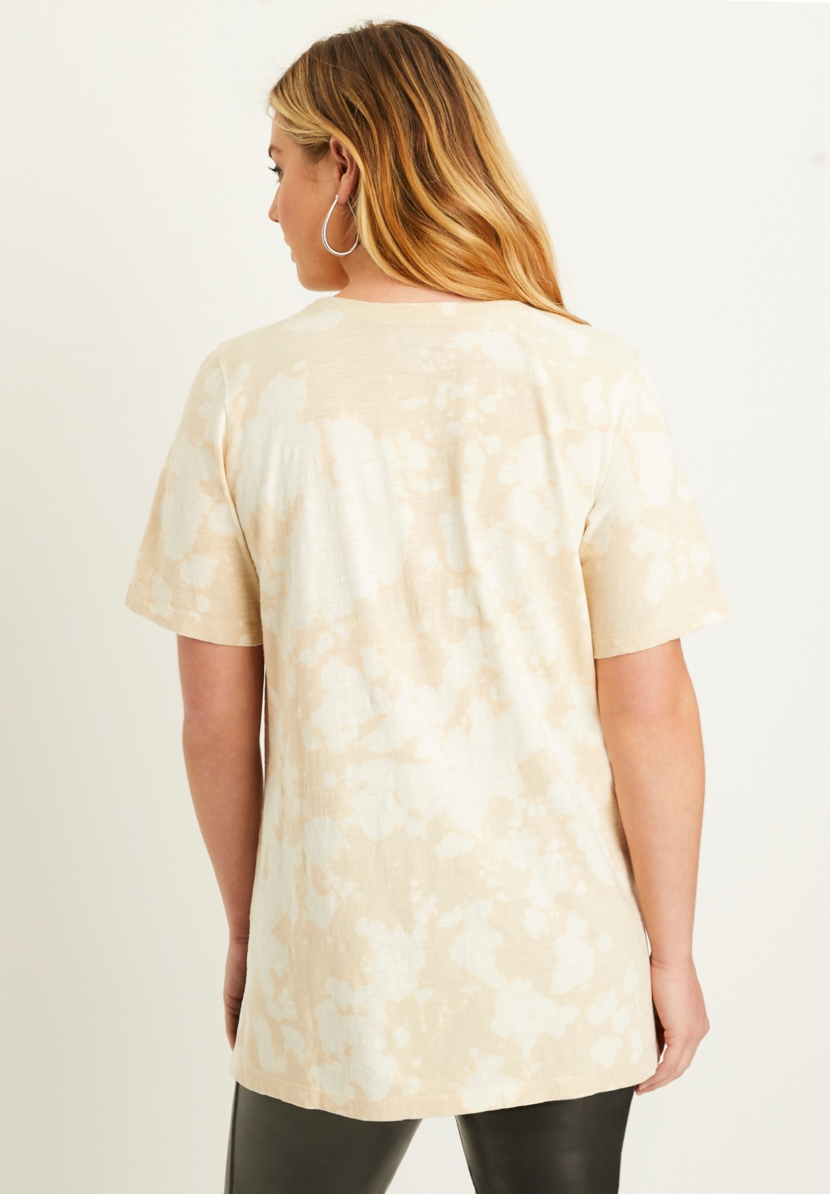 June + Vie Women's June + Vie Scoop-Neck Graphic Tee