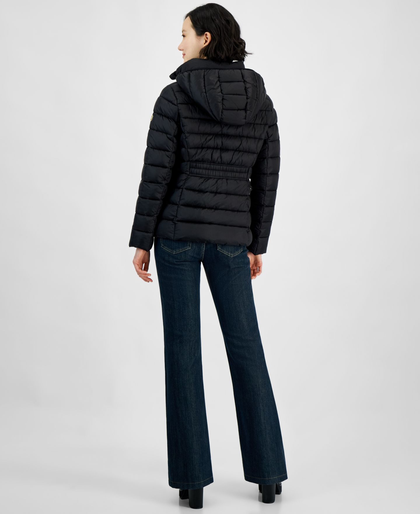 Женская куртка MICHAEL Michael Kors Hooded Zip Packable Puffer, цвет: Чёрный — фото 2