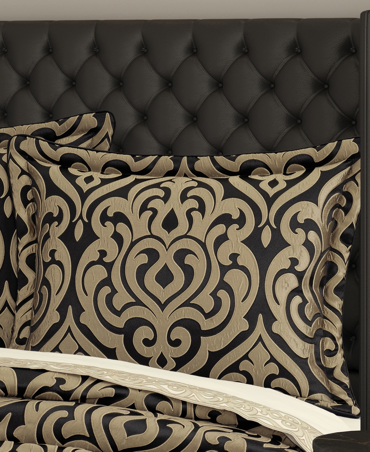 J Queen New York Bolero 4-pc. Comforter Set, King In Black