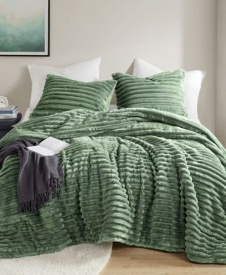 Avril Fluffy Ribbed Plush 2-Pc. Comforter Set, Twin/Twin XL