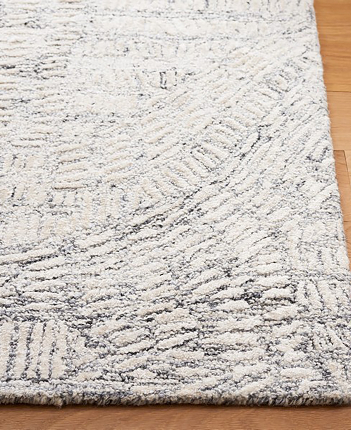 Safavieh Glamour Ii GLM606F 6'x9' Area Rug -Ivory